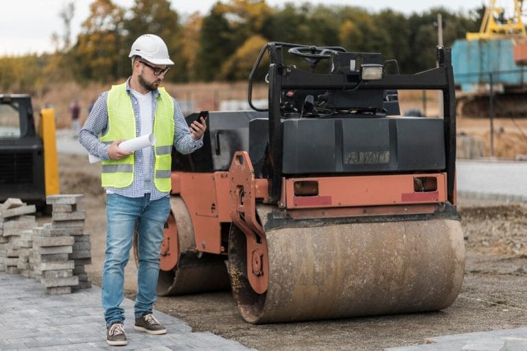 Dry Hire vs Wet Hire