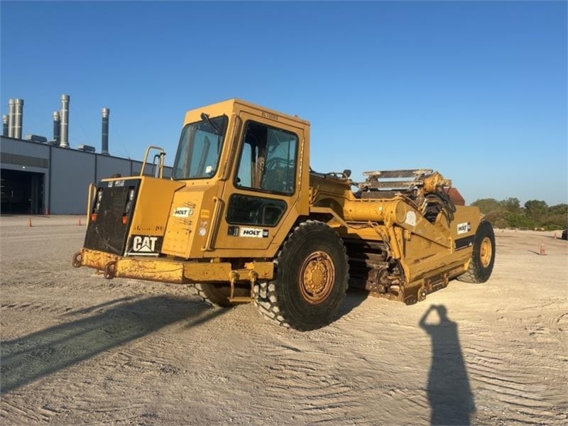 CAT 613 Elevating Scraper