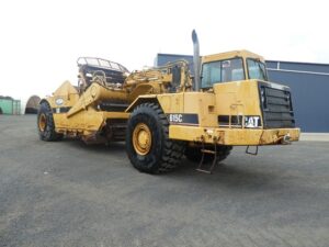 CAT 615 Elevating Scraper