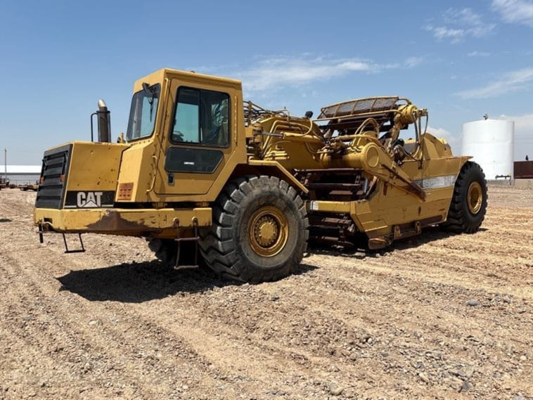 CAT 615 Elevating Scraper