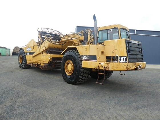 CAT 615 Elevating Scraper