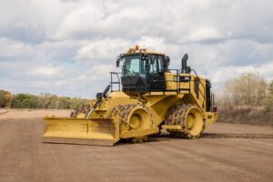 CAT 825 Soil Compactor