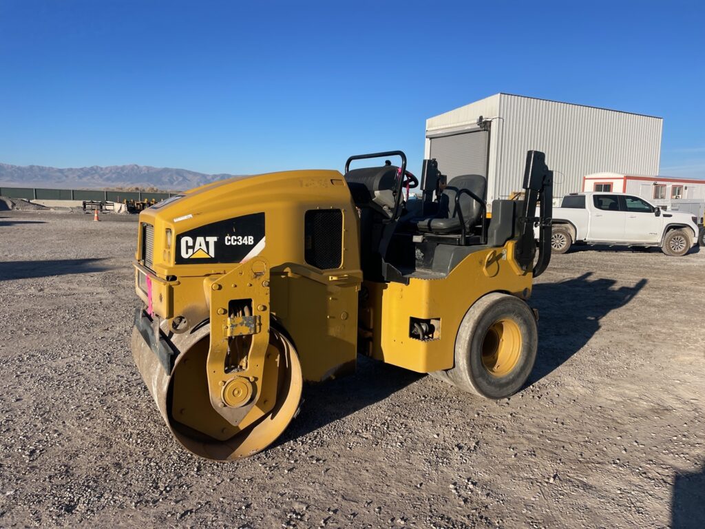 CAT CC34B Combination Roller
