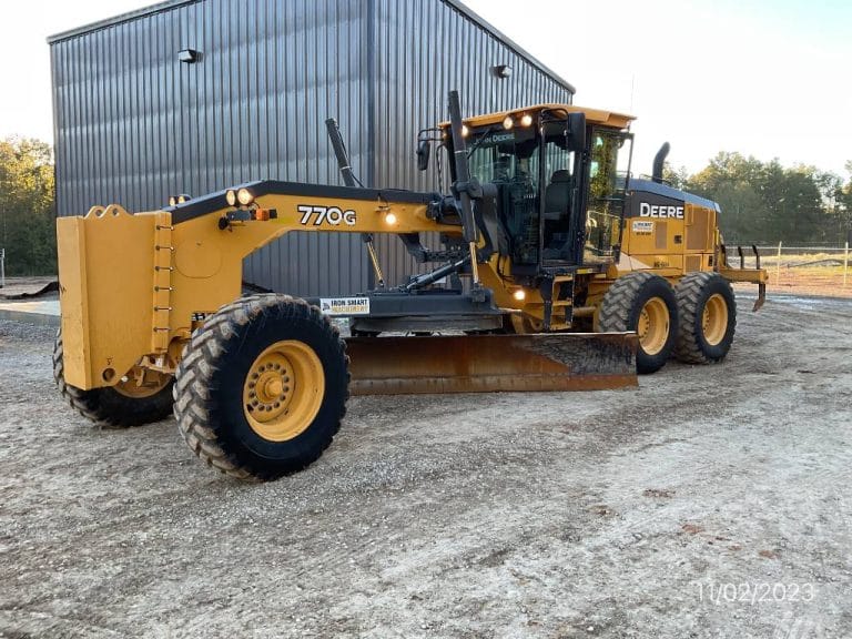 John Deere 770 Motor Grader
