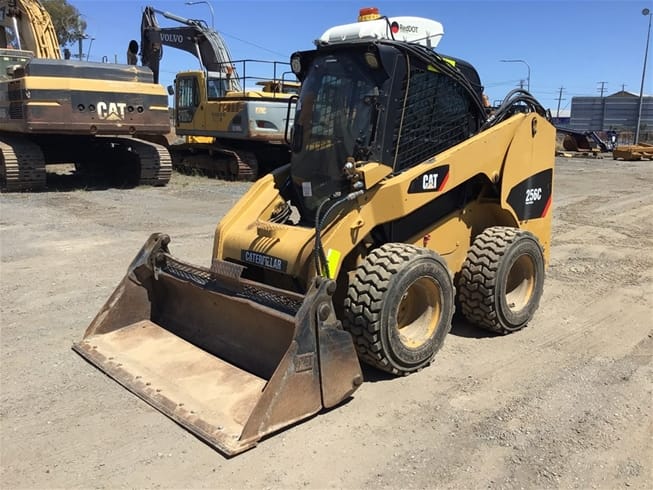 CAT 256 Skid Steer Loader