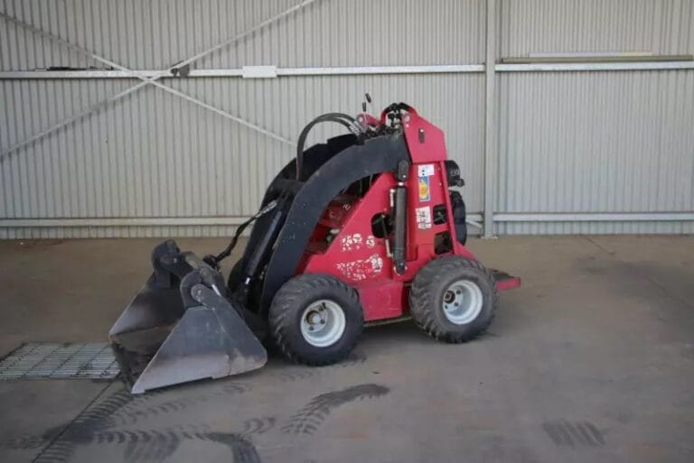 Dingo K9 Mini Loader