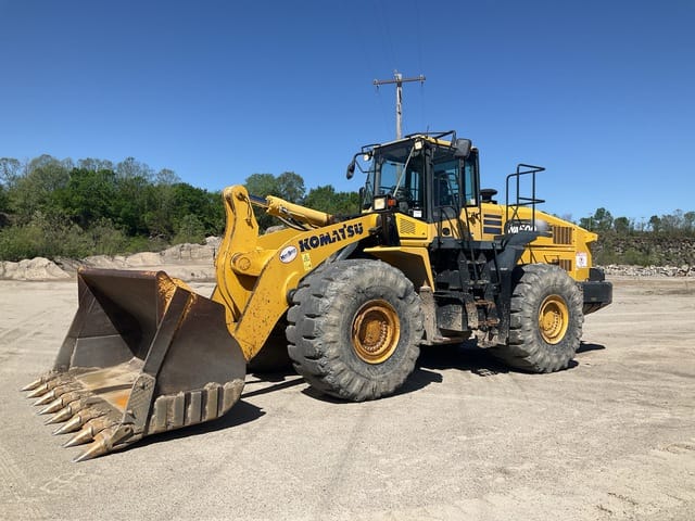 Komatsu WA380 Wheel Loader
