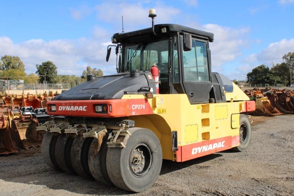 Dynapac CP274 Multi Tyre Roller