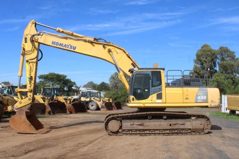 Komatsu PC450LC Large Excavator