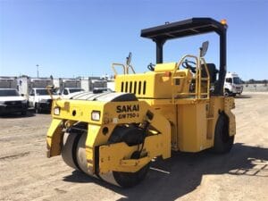 Sakai GW750 Multi Tyred Roller