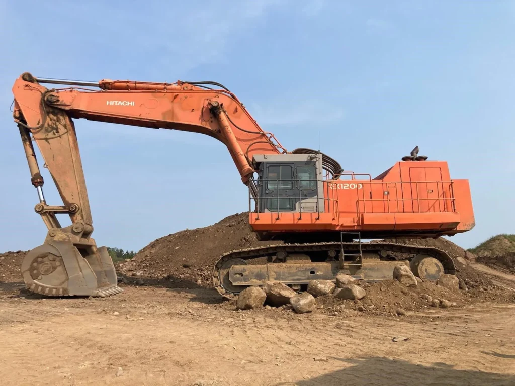 Hitachi EX1200 Extra-Large Excavator