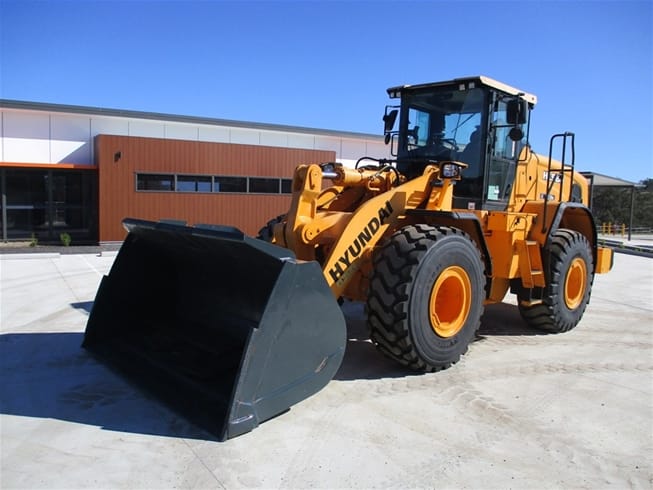 Hyundai HL960 Wheel Loader