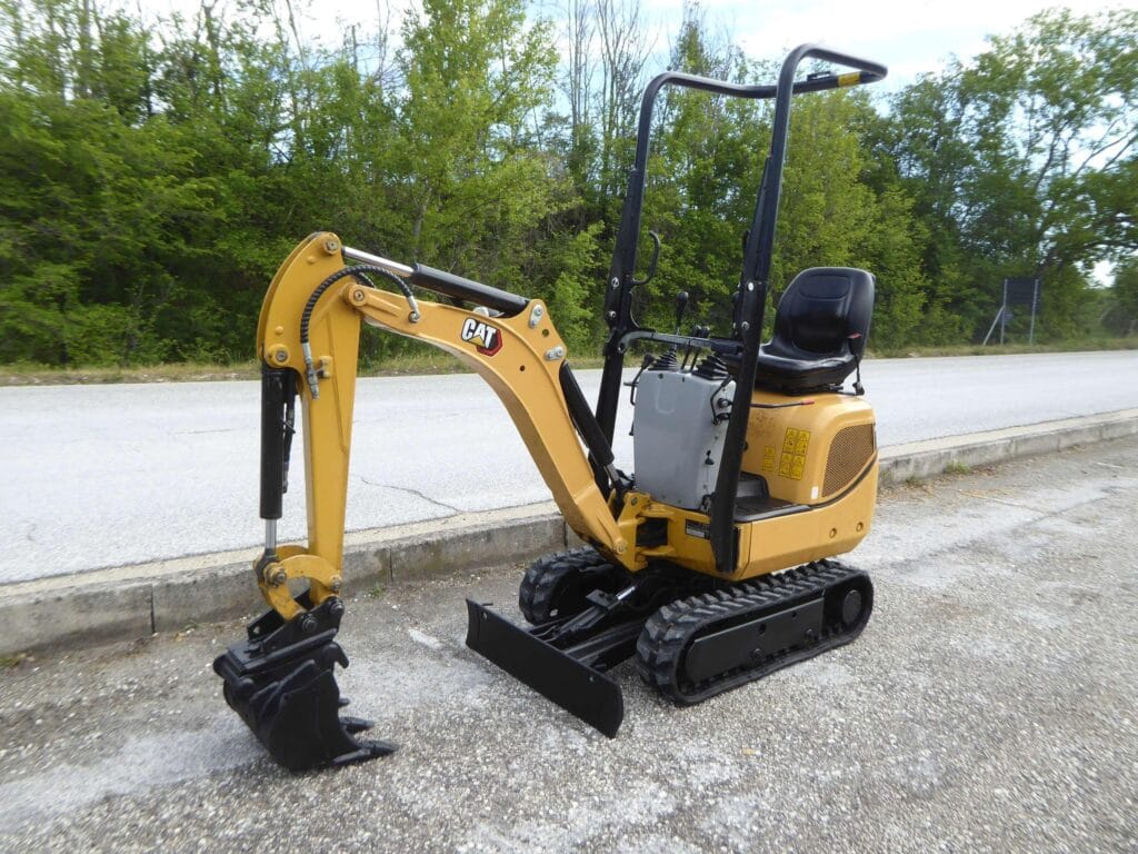 CAT 300.9D Micro Excavator