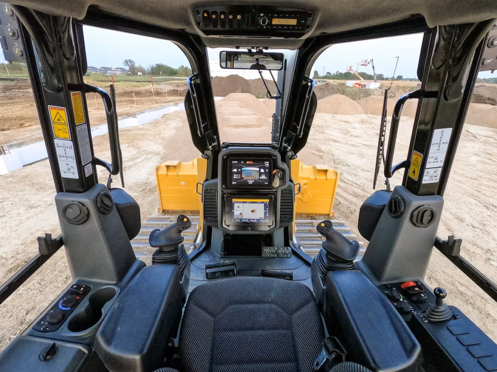 How to Operate a Dozer
