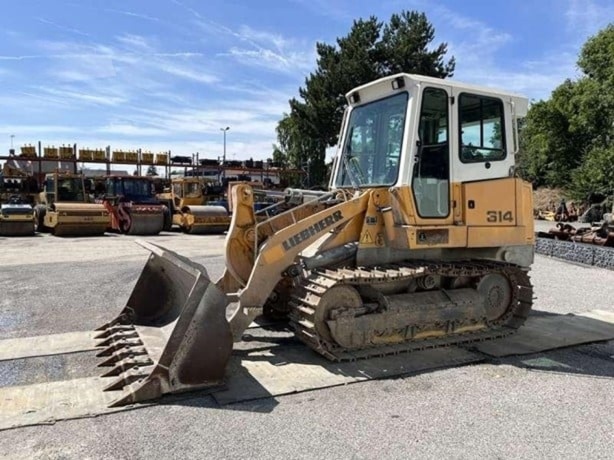 Liebherr LR614 Track Loader