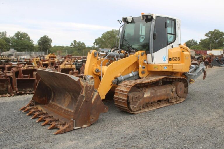 Liebherr LR626 Track Loader