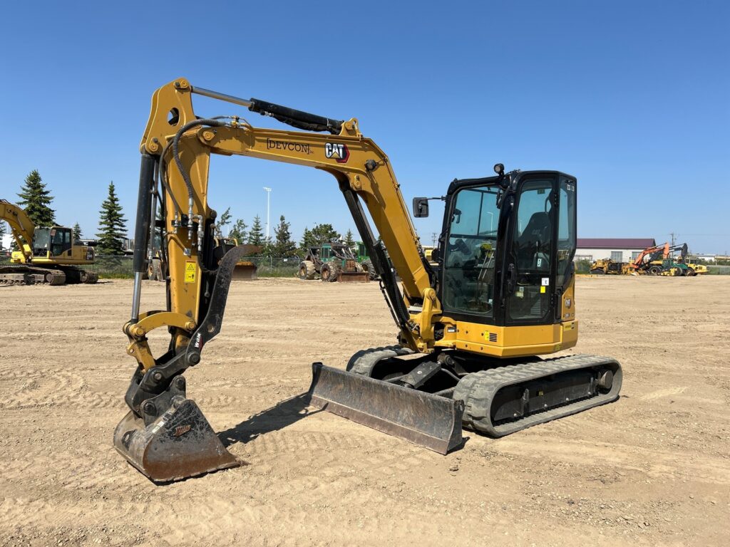 CAT 305 Mini Excavator