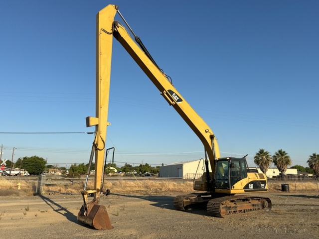 CAT 324 Long Reach Excavator