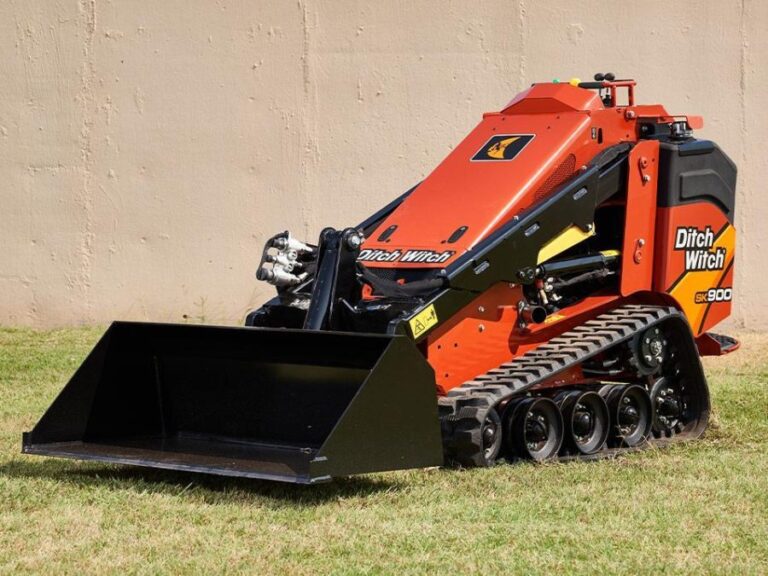 Ditch Witch SK900 Mini Loader