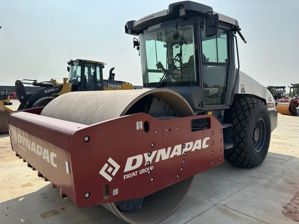 Dynapac CA3500D Smooth Drum Roller