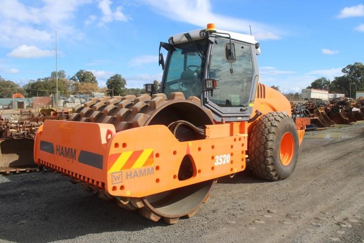 HAMM 3520P Padfoot Roller