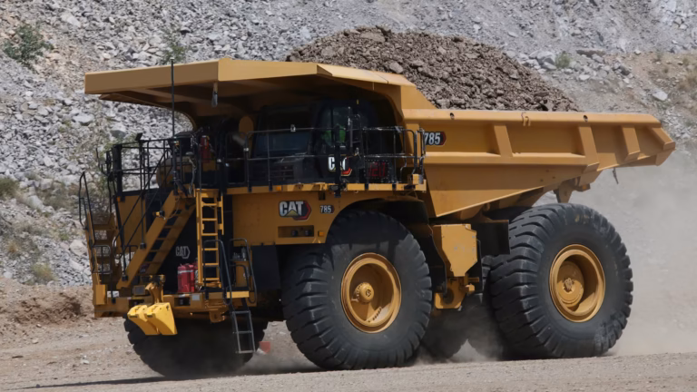 CAT 785 Rigid Dump Truck