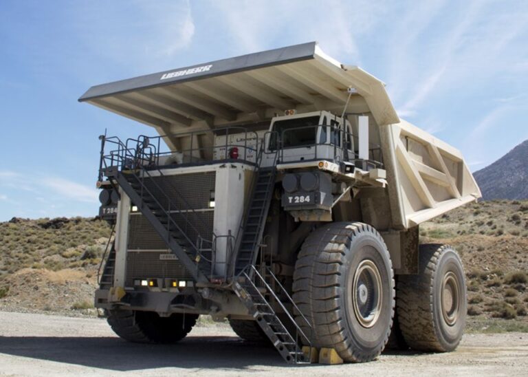 Liebherr T284 Rigid Dump Truck