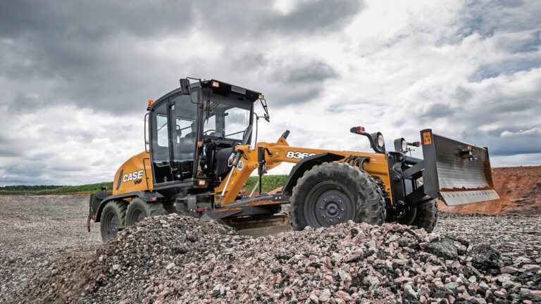 Dozer vs Motor Grader