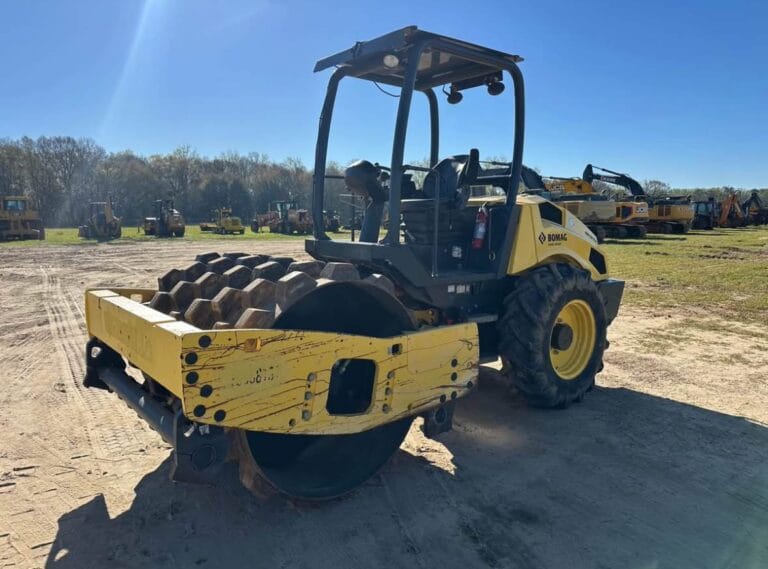 BOMAG BW177PD Padfoot Roller