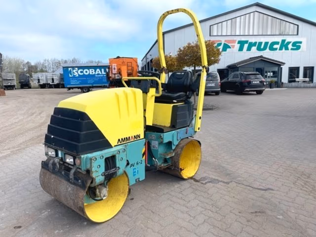Ammann AV16-2 Double Drum Roller