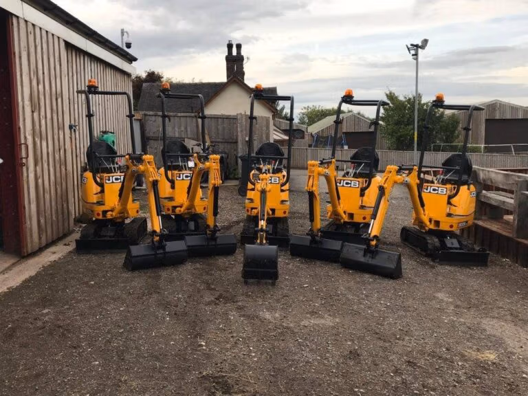 Micro vs Mini Excavator