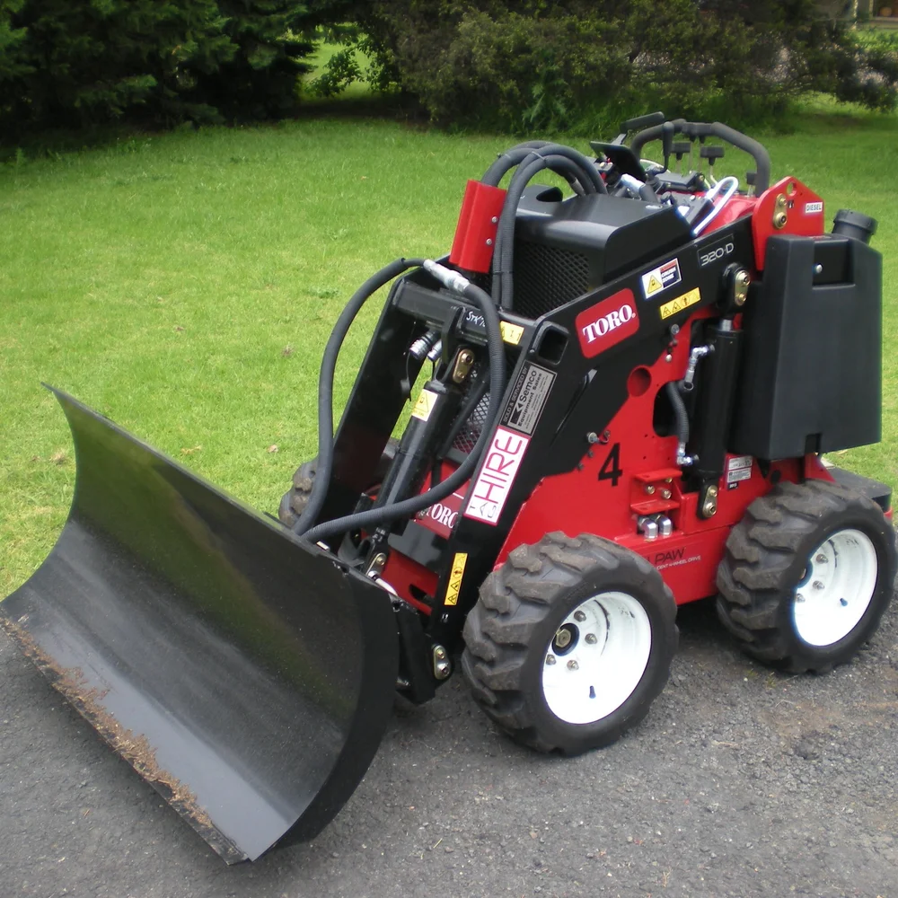 Toro 320D Mini Loader